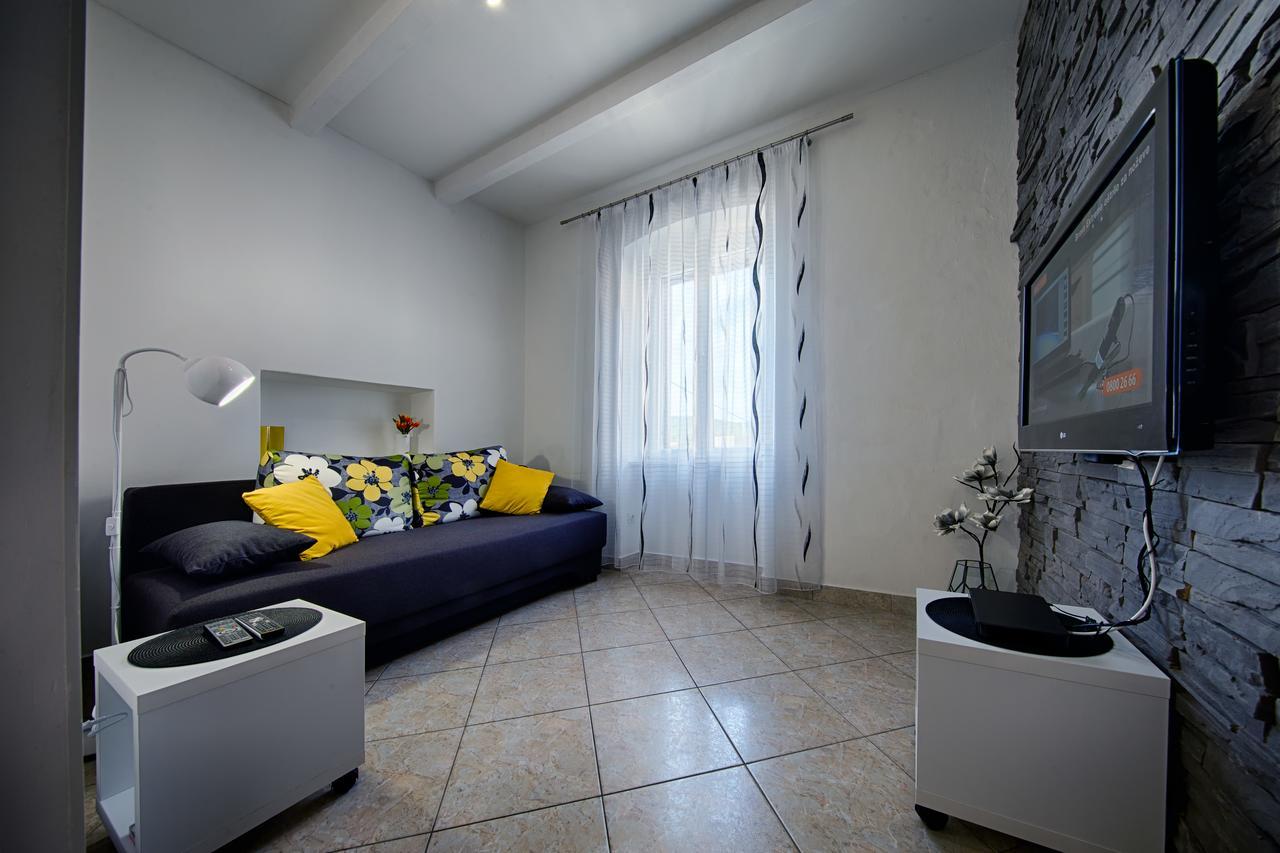 Apartment Jure 维斯 外观 照片
